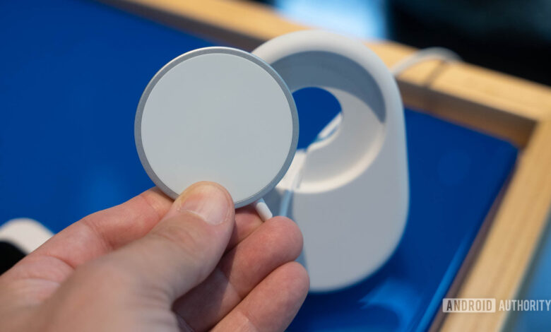 Pixel 10 Pro Fold isn’t as slick as my Galaxy Z Fold 7, but I still envy it